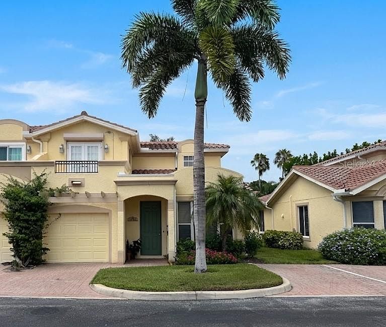 1st image of 1140 BEACHCOMBER COURT #11