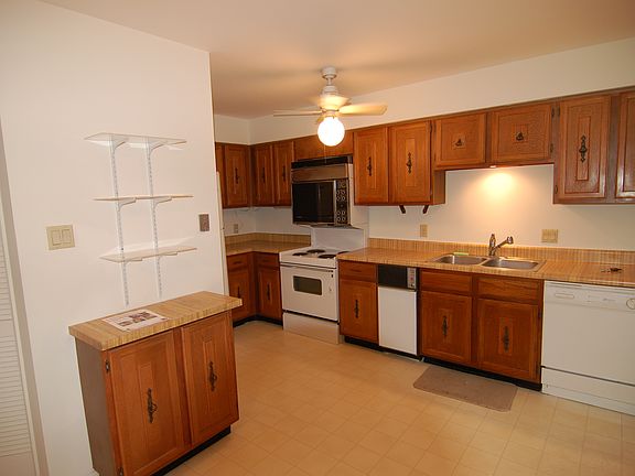 5th image of 6573 Wanda Ln