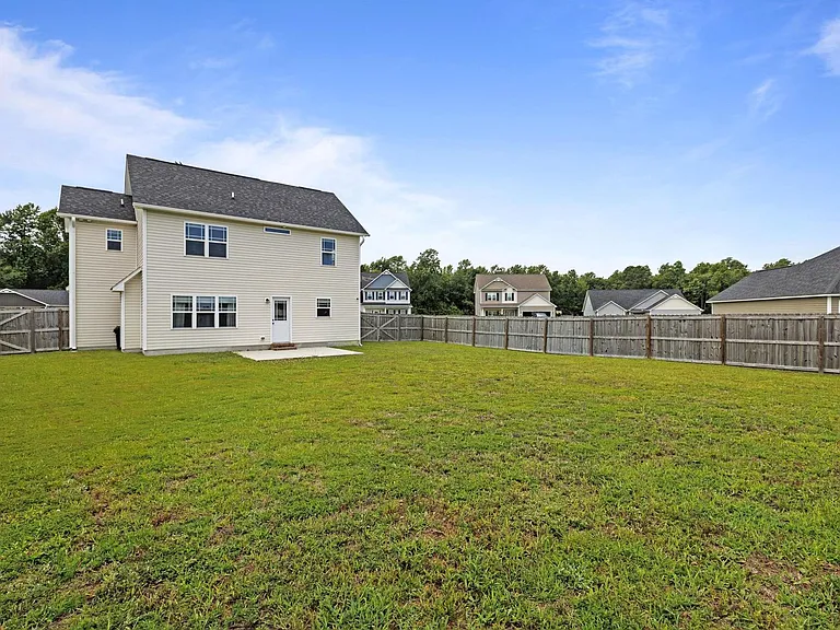 114 Bridgeport Dr — Photo 18