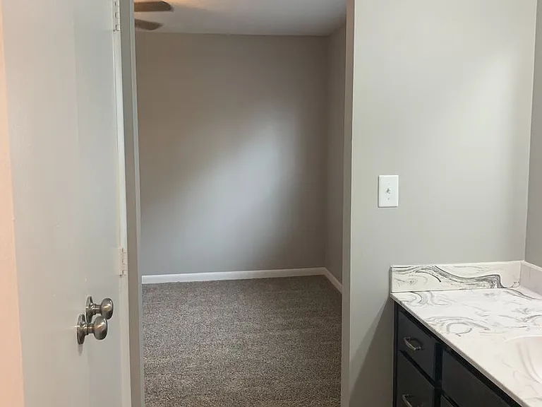 271 White Oak Rd — Photo 13