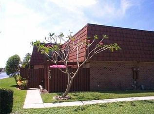 760 SW 120th Way, Davie, FL 33325