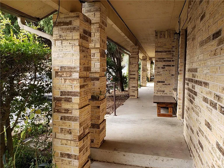 7800 Northcrest Blvd #204 — Photo 32