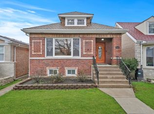4848 N Meade Ave, Chicago, IL 60630