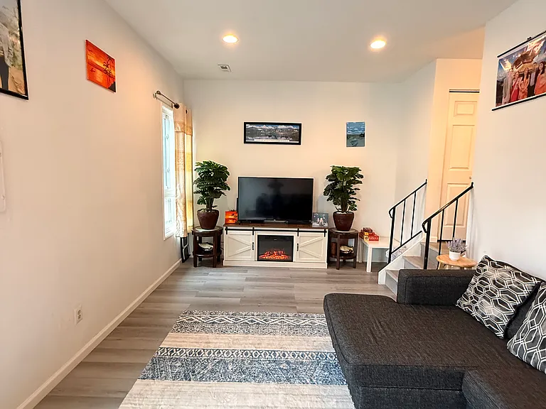 743 Cordell Way — Photo 8