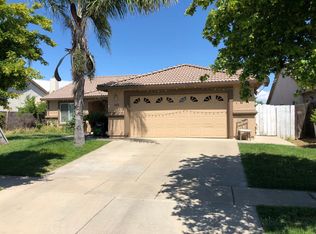 555 Amarpal Ct, Yuba City, CA 95993