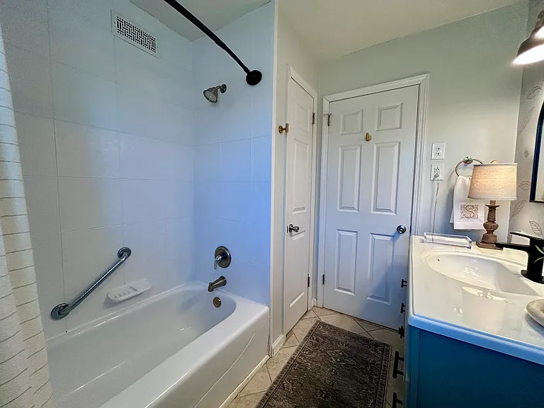 441 Annex Ave — Photo 17