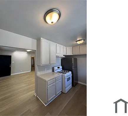 11421 S Normandie Ave #5 — Photo 1