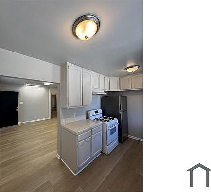1st image of 11421 S Normandie Ave #5