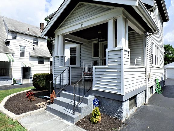 5th image of 136 Wildwood St
