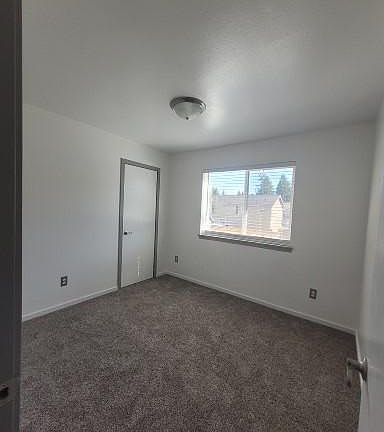 5th image of 16417 39th Ave E