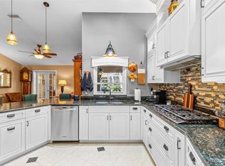 201 W Britain St, Hernando, FL 34442