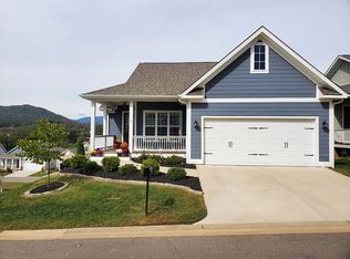 2 Southern Way Ln, Leicester, NC 28748