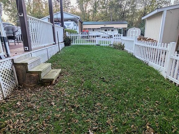 2nd image of 5 Bear Bottom Rd