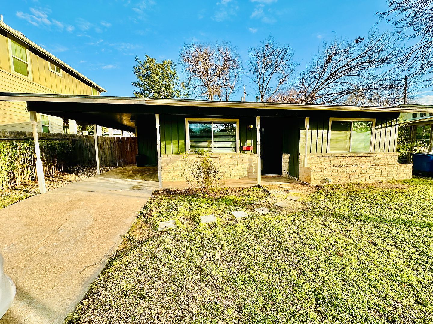 5203 Woodrow Ave Austin Tx 78756 Zillow