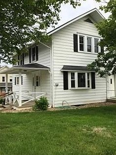 2nd image of 301 Blairton Ave