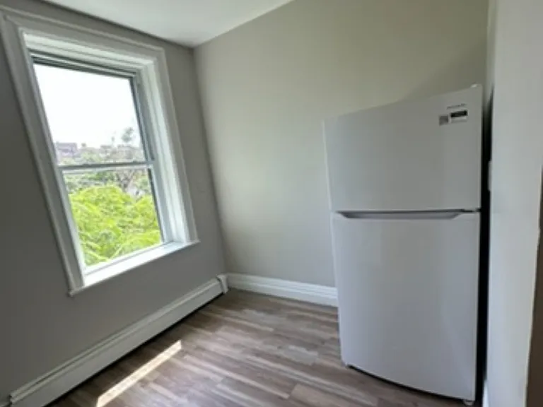 240 Sip Ave #3E — Photo 3