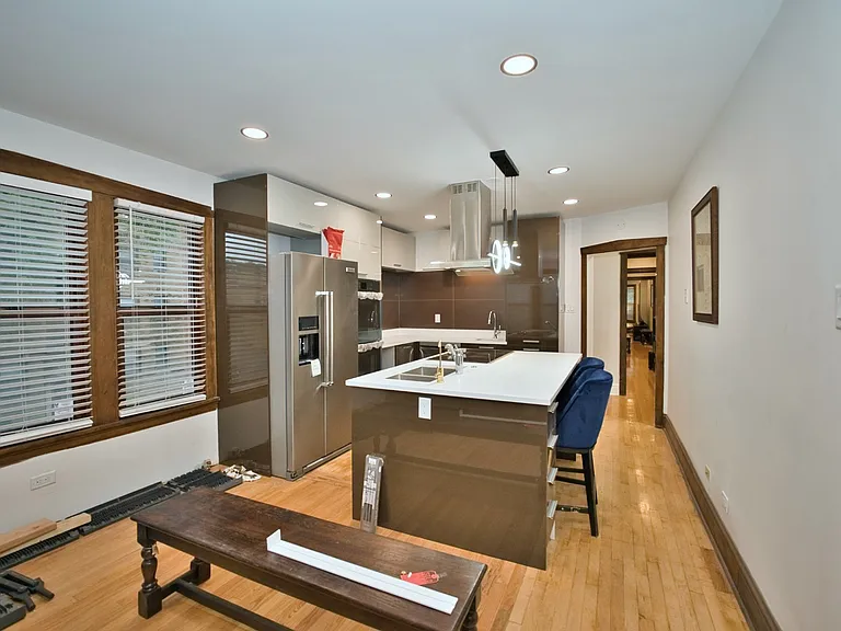 2437 W North Shore Ave #2 — Photo 17