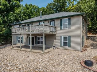 1508 Purvis Rd, Sunrise Beach, MO 65079