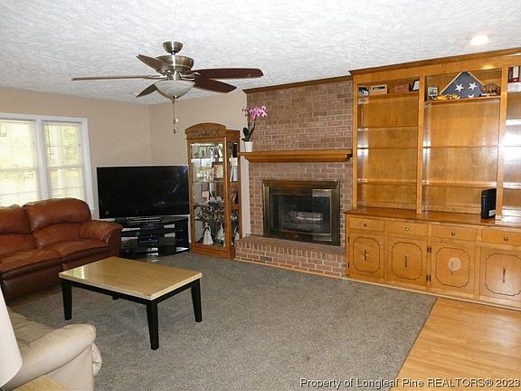 4th image of 1451 E 8th St