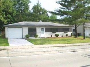 409 W Schaumburg Rd, Streamwood, IL 60107