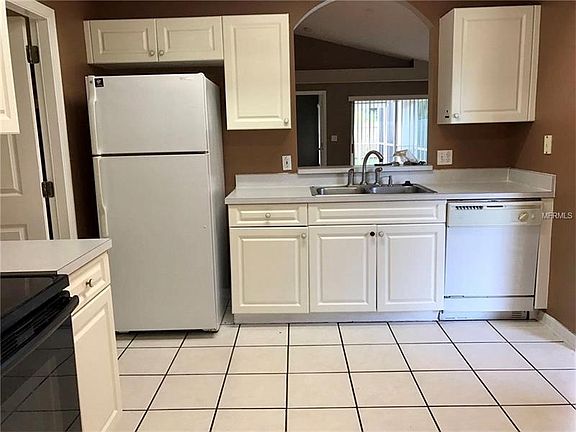 5th image of 4397 Creekside Blvd