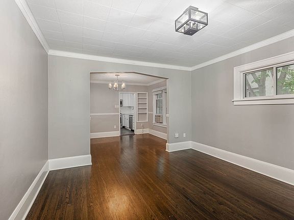 4th image of 1434 Asbury St N