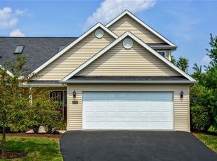 153 Westminster Dr, Pittsburgh, PA 15229