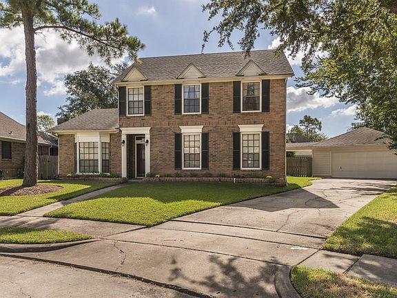 2nd image of 806 Sunrise Knoll Way