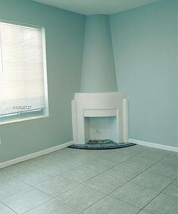 3rd image of 1525 Meridian Ave APT 101