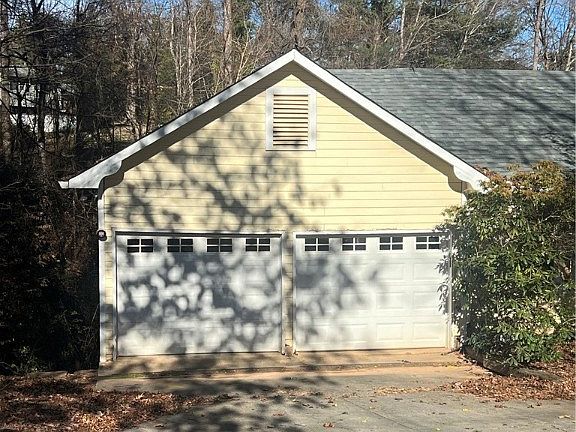 5th image of 116 N Quail Circle