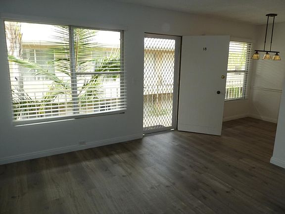 5th image of 1028 2nd St