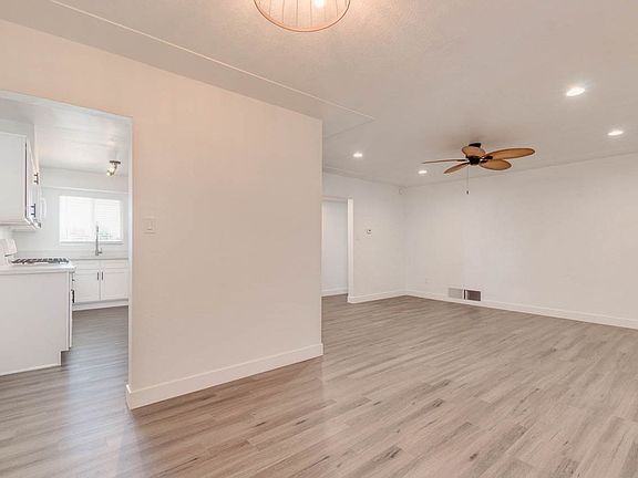 2nd image of 4129 N 33rd Dr #A