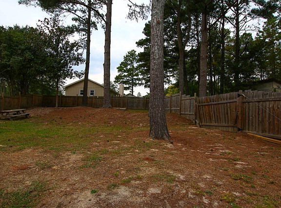 3rd image of 119 Millrace Cir