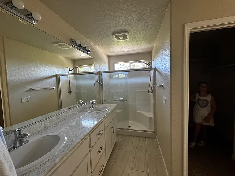1114 Drake Way — Photo 25