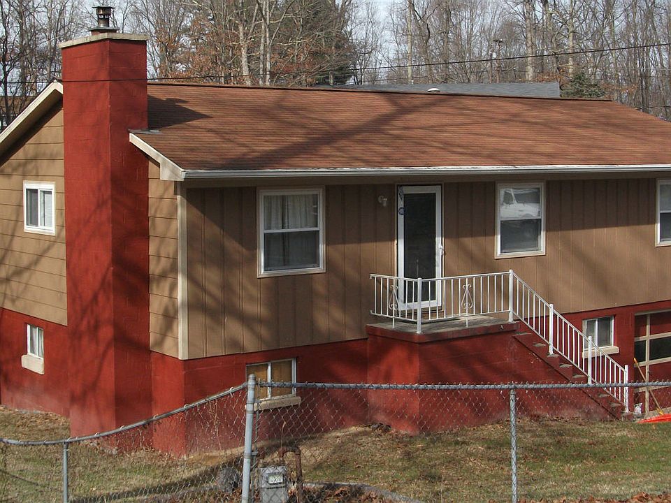 1st image of 321 Fayette Ave