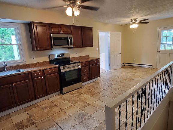 4th image of 474 Miller Dr