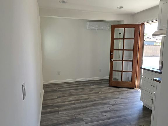 3rd image of 9970B Live Oak Ave #B