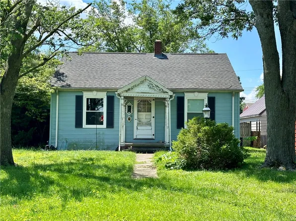 3301 Moultrie Ave, Mattoon, IL 61938