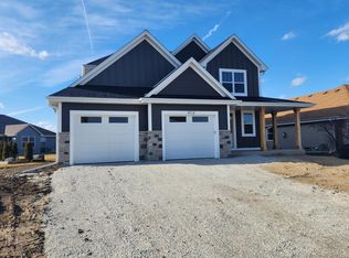 9714 Prairie Crossing Dr, Franksville, WI 53126