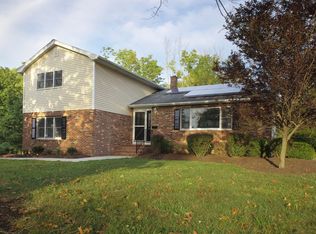 34 Crown Rd, Ewing, NJ 08638