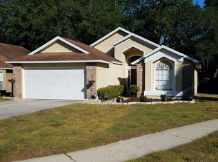 998 Maple Ct, Apopka, FL 32703