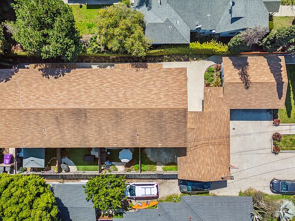 3rd image of 654 Ohio Ave APT 1