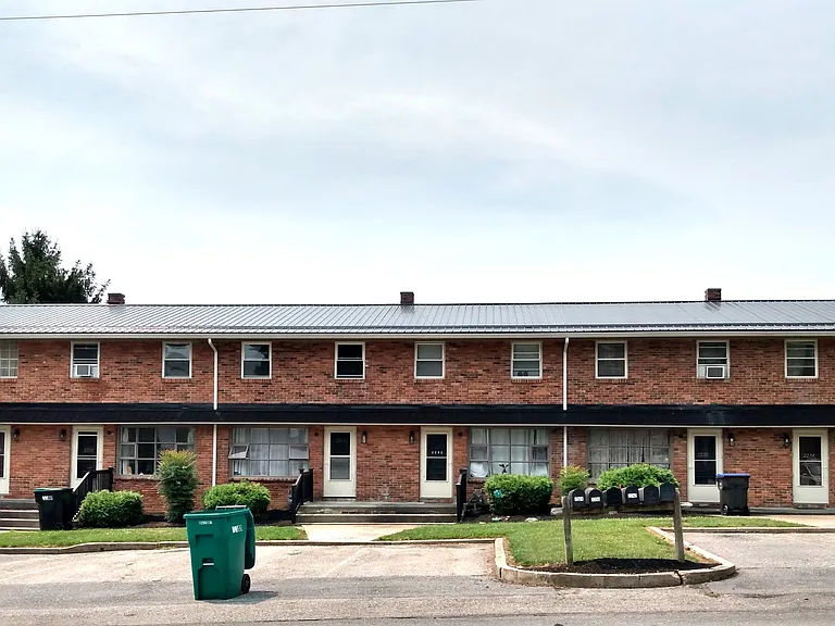 2246 Lincoln Way E — Photo 20
