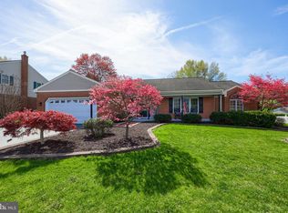 55 Horseshoe Dr, Ephrata, PA 17522