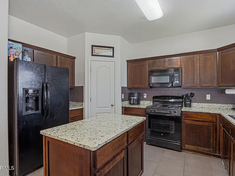 14668 Oldenberg Ct — Photo 13