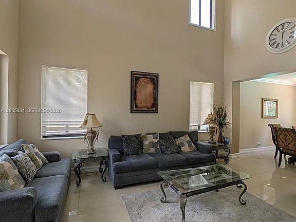 5th image of 1073 Allamanda Way