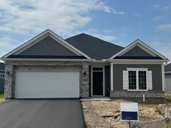 8007 Walnut Ln, Hamel, MN 55340
