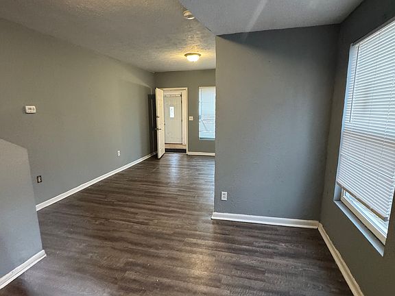 4th image of 822 Wallace Ave