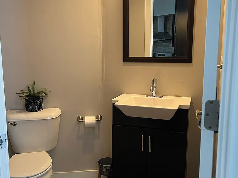 148 W Wildey St #2 — Photo 10