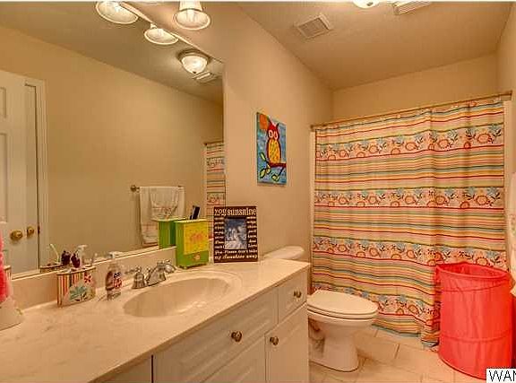4th image of 2907 Meadowlake Ave